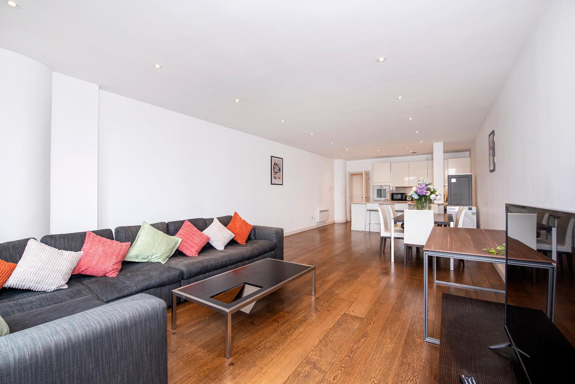 Central 2 Bed Maissonette London Exterior photo