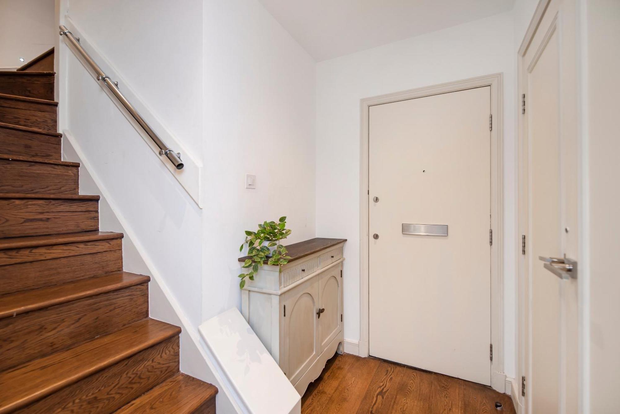 Central 2 Bed Maissonette London Exterior photo
